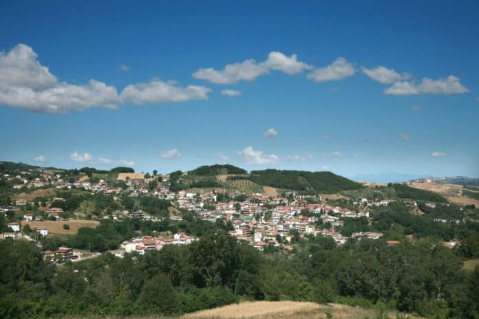 Vallesaccarda saluta e ringrazia il Maresciallo Mirko Nocera